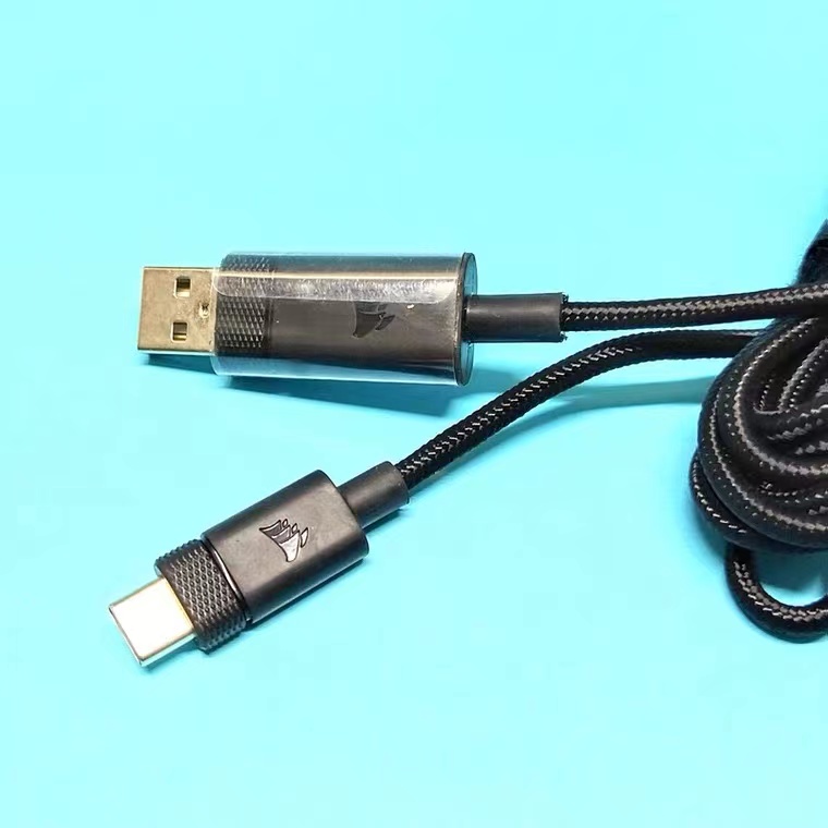 Kabel ładujący USB-C do klawia – Gaming Keyboard Corsair recenzja i cena